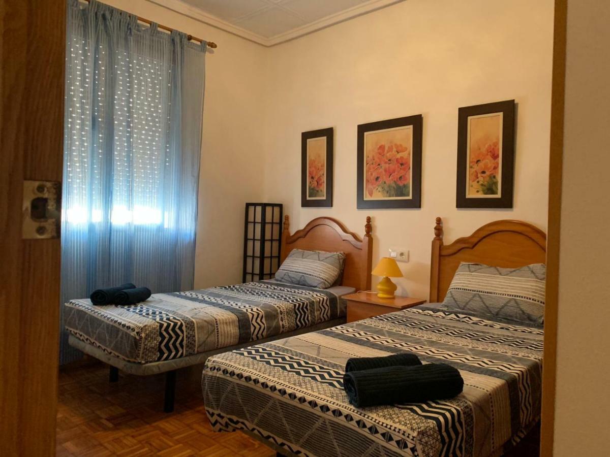 La Casa De Los Tres Amigos Sagunto 外观 照片