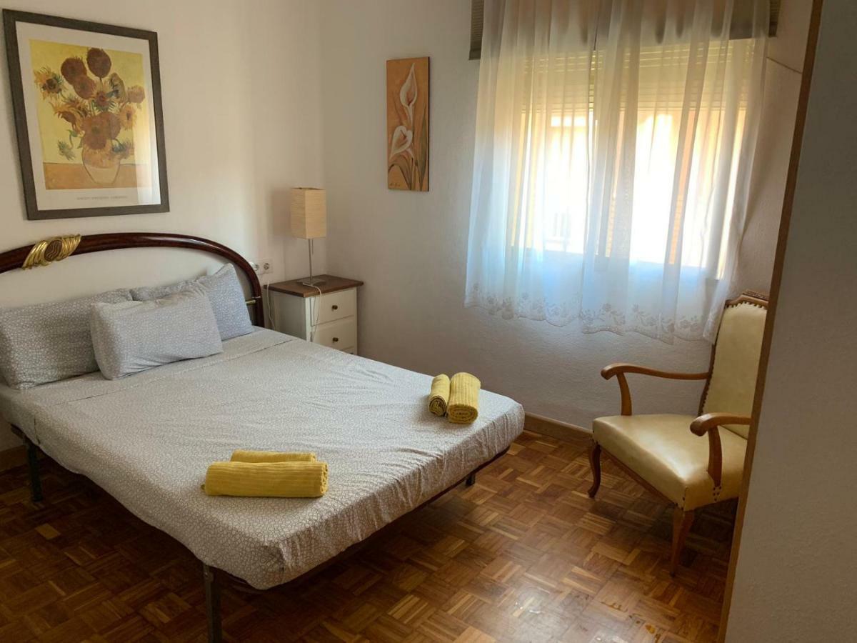 La Casa De Los Tres Amigos Sagunto 外观 照片